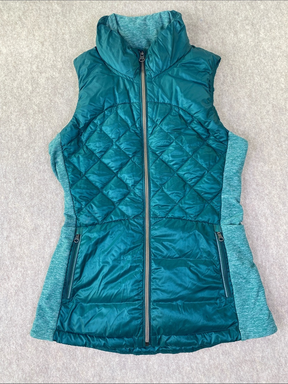 Lululemon Teal Goose Down Vest with Heathered‎ Side Panels Size 6